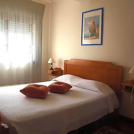 Marazul Ξενοδοχείο 3*